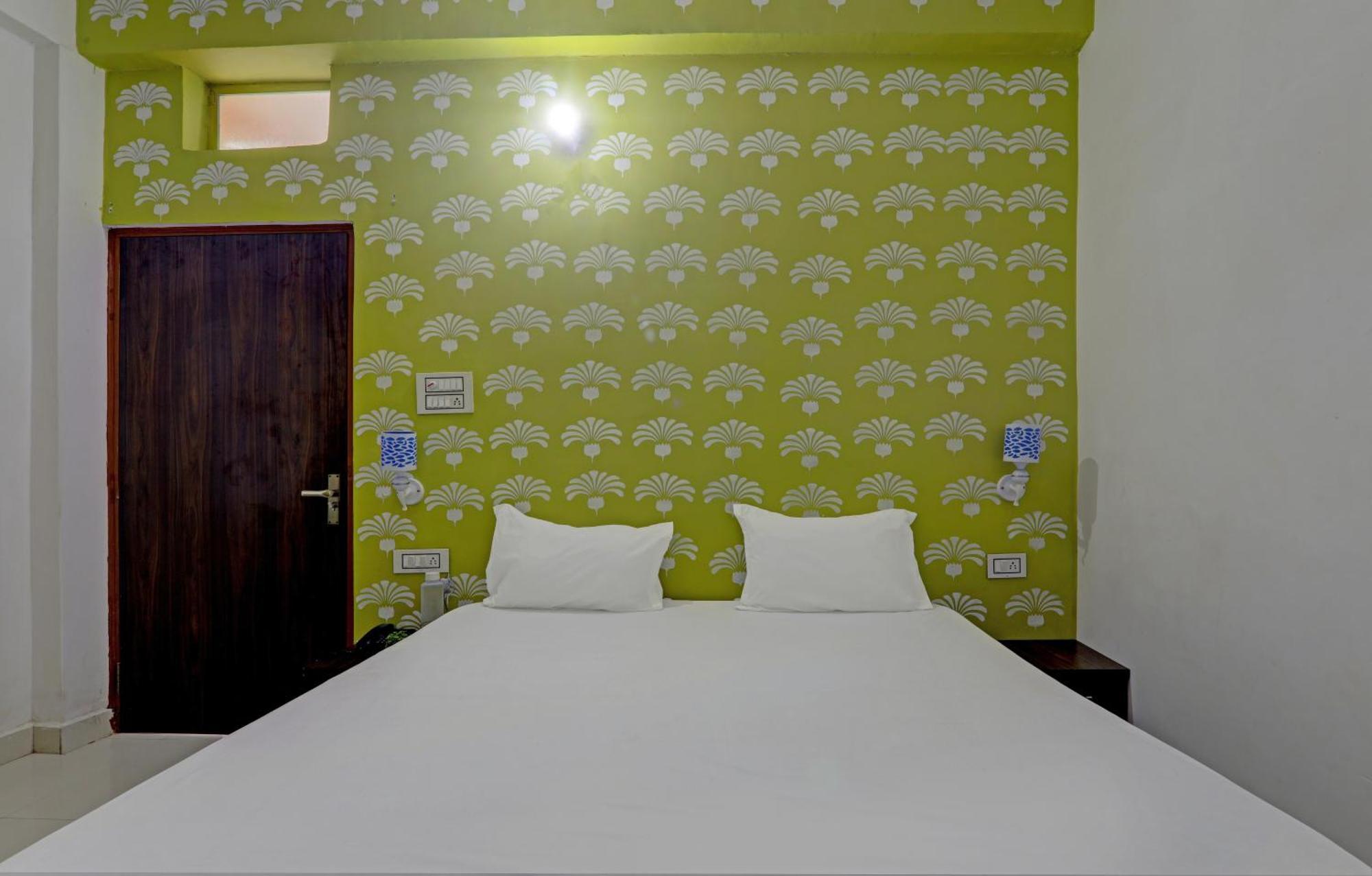 Hotel O Surya Inn Pura Raghunath Bagian luar foto