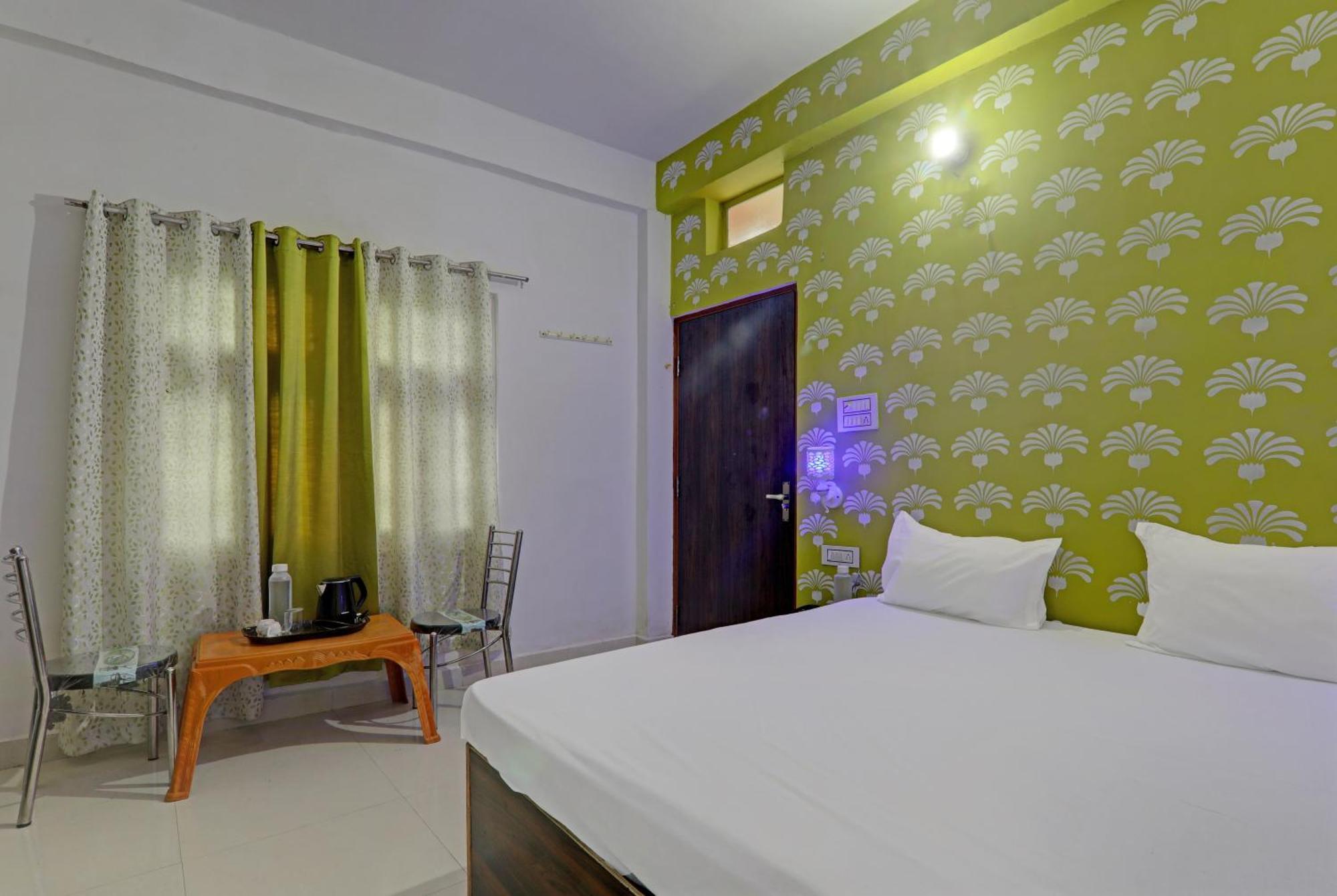 Hotel O Surya Inn Pura Raghunath Bagian luar foto