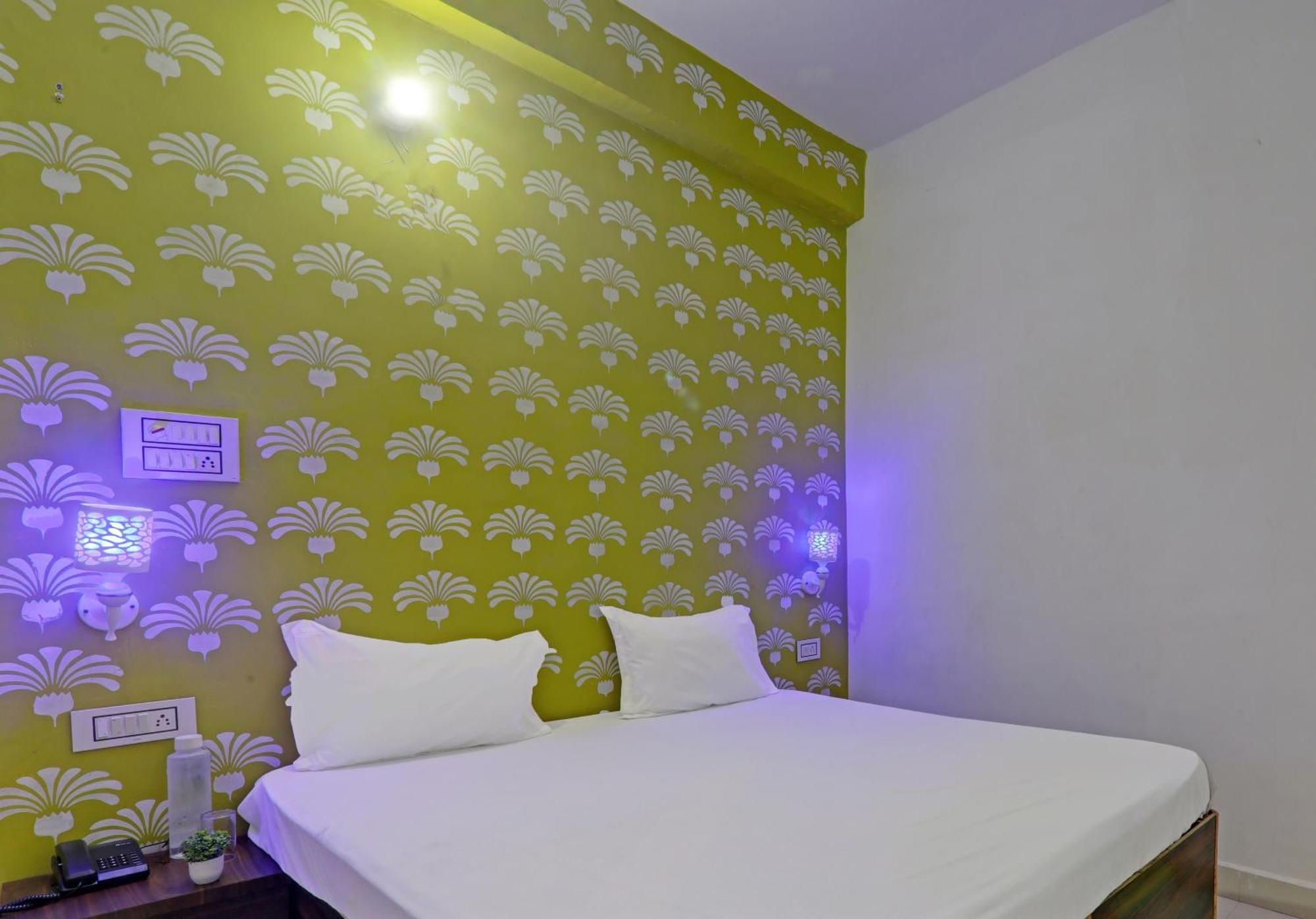 Hotel O Surya Inn Pura Raghunath Bagian luar foto